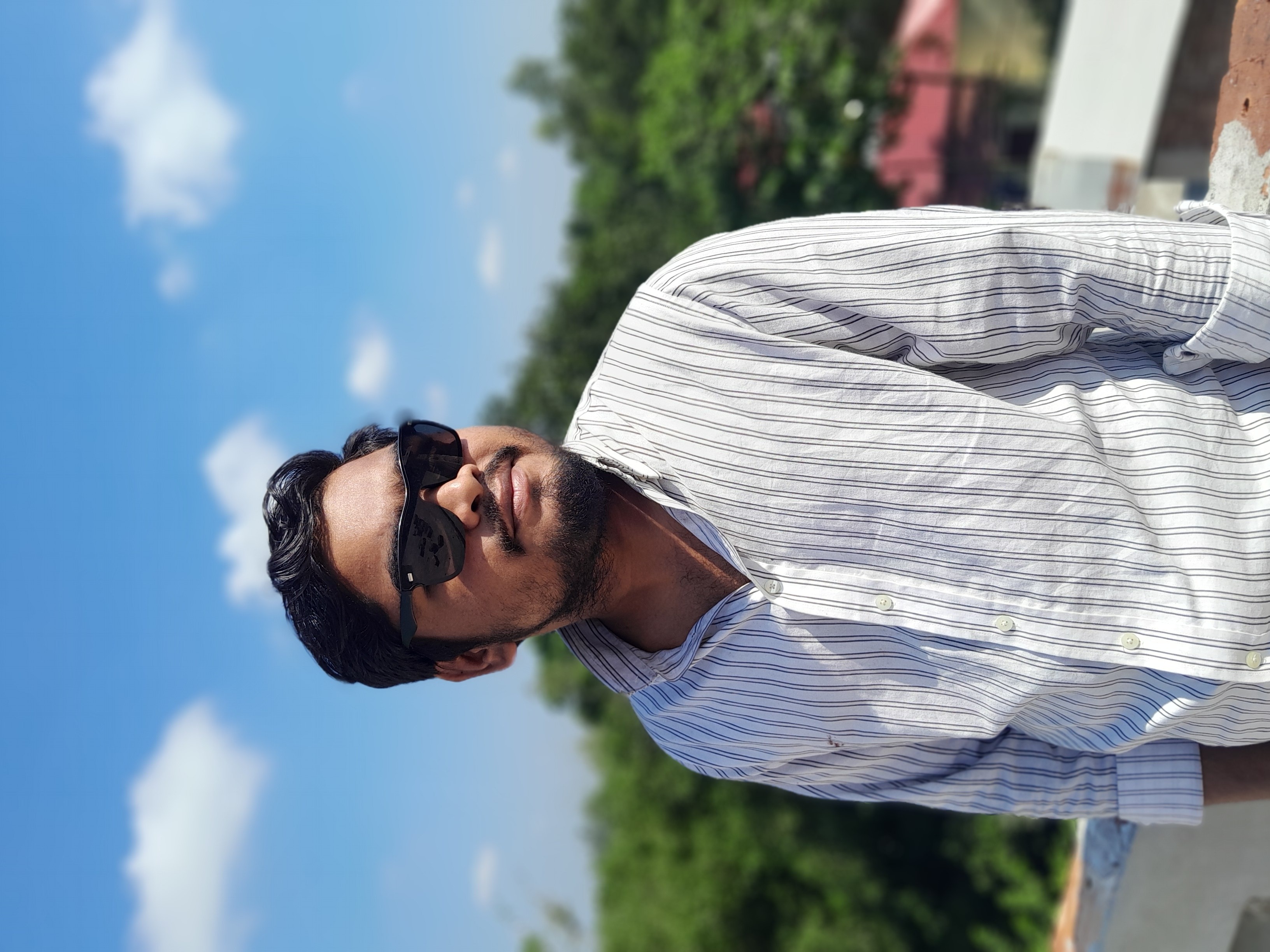 Post media